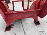 Pièces d‘occasion pour tracteurs International kaal cabine frame van een 845XL, 4 cilinder XL cabine met korte poken