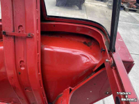 Pièces d‘occasion pour tracteurs International kaal cabine frame van een 845XL, 4 cilinder XL cabine met korte poken