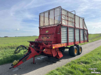 Autochargeuse Taarup 1030