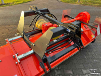 Rotobroyeur Kubota SE6320    3,20 MTR DUO klepelmaaier , front klepel maaier
