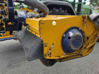 Bras avec tondeuse à fléaux Bomford Falcon 5.5