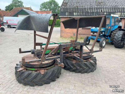Eparpilleur de fourrage Rogedi Kuilverdeler voeraanschuifwiel, weidebouwmachines