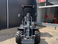 Chargeuse sur pneus Giant G 2200 E Shovel Kniklader