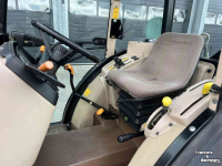 Tracteur pour vignes et vergers John Deere 5615 v