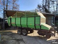 Autochargeuse Deutz-Fahr F 570