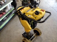 Plaques vibrantes Bomag BT 60 STAMPER