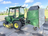 Tracteur pour horticulture John Deere 855 Diesel met maaidek en cabine