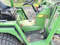 Tracteur pour horticulture John Deere 855 Diesel met maaidek en cabine