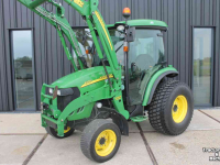 Tracteur pour horticulture John Deere 4720 compacttrekker hydrostaat tuinbouwtrekker tractor voorlader frontlader