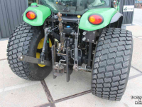 Tracteur pour horticulture John Deere 4720 compacttrekker hydrostaat tuinbouwtrekker tractor voorlader frontlader