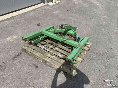 Autres matériel et accessoires de travail du sol  Hydraulische hef (merk onbekend)