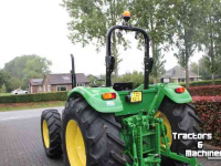 Tracteur John Deere 5065E 4WD