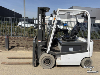 Chariot élévateur Unicarriers 1QL25Q HEFTRUCK ELEKTRISCH