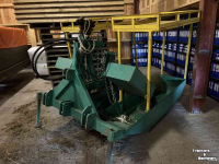 Transplanteuse d‘arbres  RZS-2 boomplantmachine