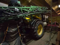 Pulvérisateur John Deere 840