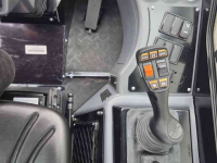 Chargeuse sur pneus Giant G3500 -53495-