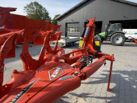 Charrues Kuhn VARI-MASTER L ON LAND