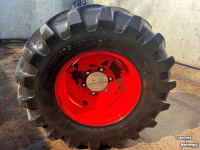 Roues, Pneus, Jantes, Barillets Jumelage Michelin 405/70R20 op velg