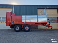 Epandeur de fumier AGM Meststrooier 8 ton