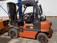 Chariot élévateur Nissan Heftruck