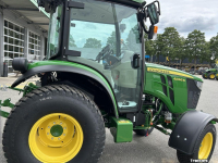 Tracteur pour vignes et vergers John Deere 4066R