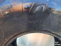 Roues, Pneus, Jantes, Barillets Jumelage Good Year 23.1-26
