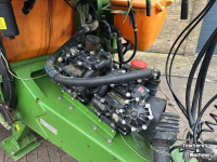 Pulvérisateur trainé Amazone UX 4200