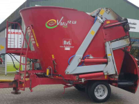 Mélangeuse Verticale BVL V-mIx 12 ls zelfladende voermengwagen