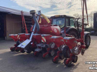 Semoir monograine Becker Aeromat AP8ZGE Maiszaaimachine