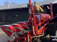 Semoir monograine Becker Aeromat AP8ZGE Maiszaaimachine