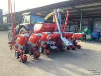 Semoir Becker AP8ZGE