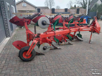 Charrues Kverneland 4 schaar ploeg