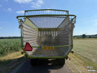 Autochargeuse Claas Sprint 335P