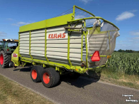 Autochargeuse Claas Sprint 335P
