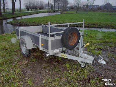 Remorque automobile jusqu’ à 3500 Kg Hapert 1 assige Aanhanger / Aanhangwagen