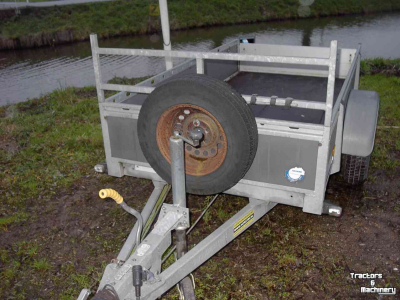 Remorque automobile jusqu’ à 3500 Kg Hapert 1 assige Aanhanger / Aanhangwagen