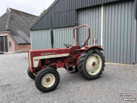 Tracteur International 423