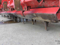 Herse rotative Lely Roterra 300-32 rotorkopeg rotoreg met mechanische hefinrichting spijlenrol