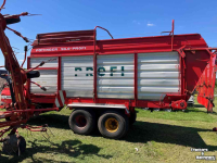Autochargeuse Pottinger Siloprofi