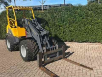 Chargeuse sur pneus Eurotrac W-13-F