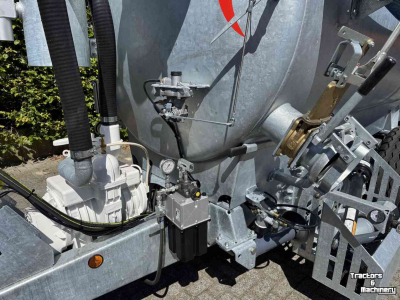 Tonnes à eau Jako TT7000T