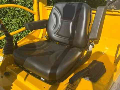 Chargeuse sur pneus Eurotrac W-13-F