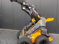 Chargeuse sur pneus Giant SK25D Skidsteer