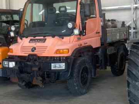 Tracteur Unimog U300 Mercedes Benz  Daimler Benz