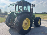 Tracteur John Deere 7710