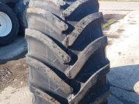 Roues, Pneus, Jantes, Barillets Jumelage  750/70R26  28.1R26