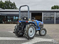 Tracteur pour horticulture Iseki SIAL 1932306+548/456+ compact tractor