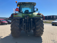 Tracteur Claas AXION 830