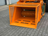 Distributeur de paille pour des logettes Flingk SVV 1250