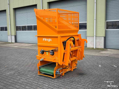 Distributeur de paille pour des logettes Flingk SVV 1250